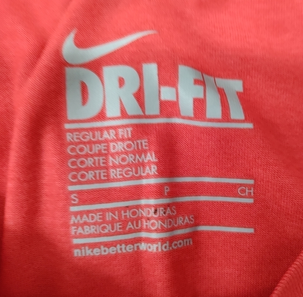 Nike tee - Picture 3 of 5